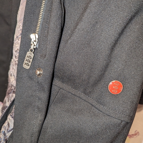 Three Stones Coat - Black - Picture 5 of 7